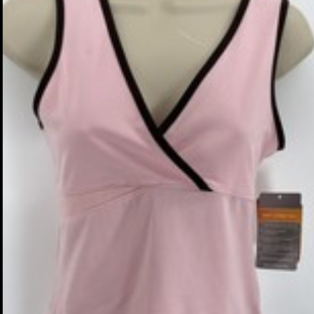 Champion pink with brown trim tank top.